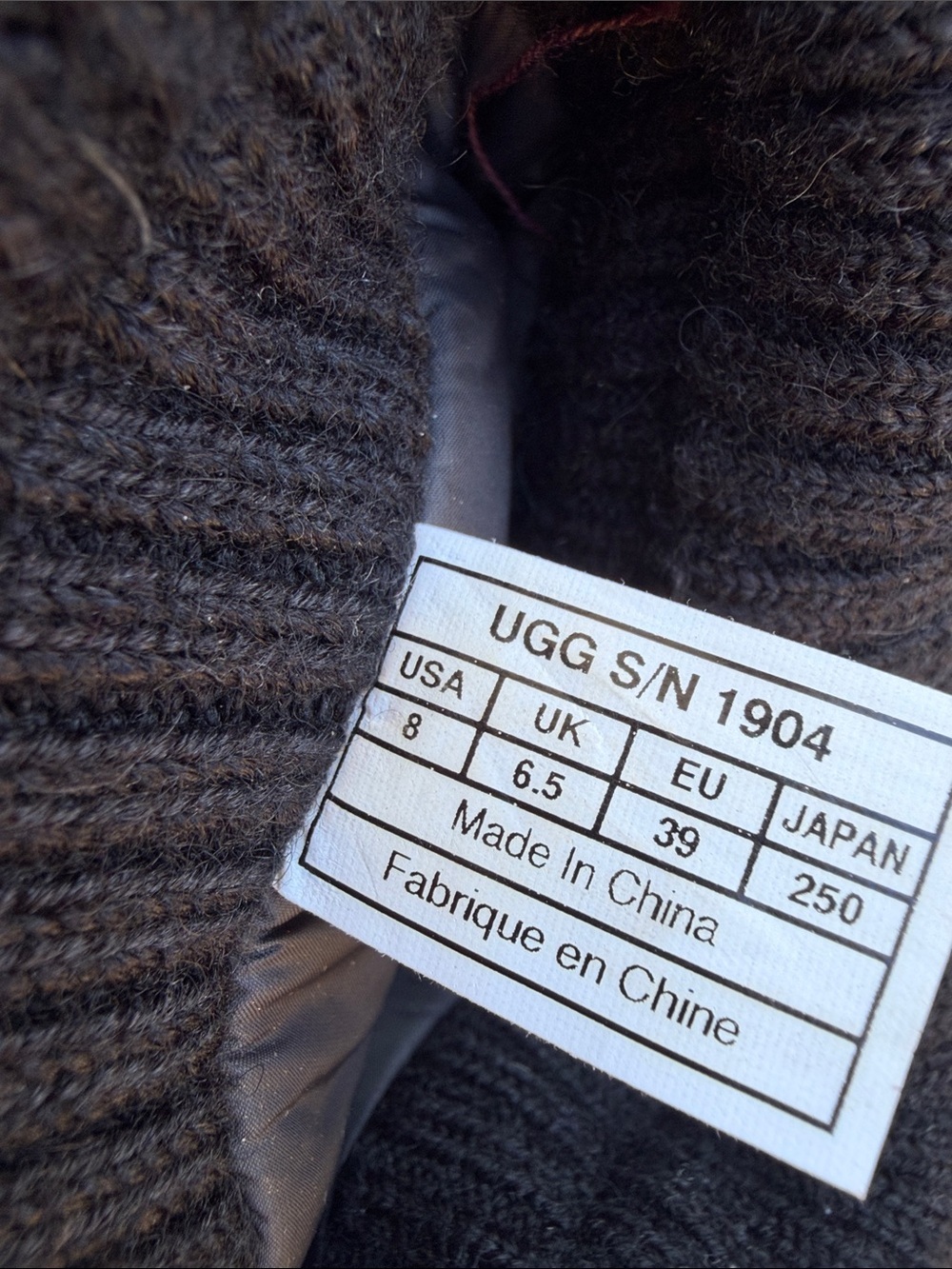 UGG Women's Black Quilt Puffer Sweater Cuff Waterproof Boots Size 8 - Picture 6 of 8